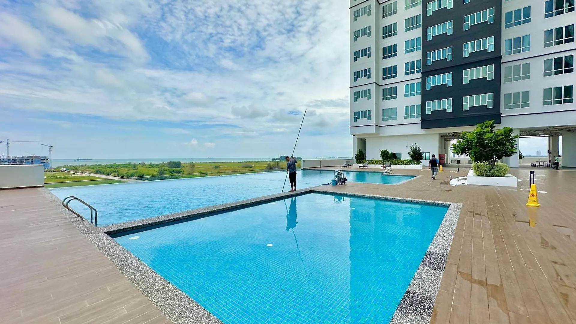 Amber Cove Melaka Sea View By Stayrene Apartment
